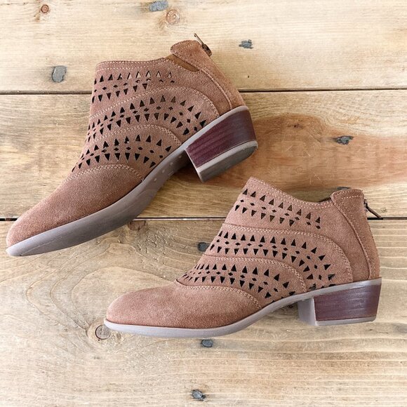 Diba Leather Boots Booties Cut Out‎ Brown 7 Chestnut Suede - Picture 1 of 9